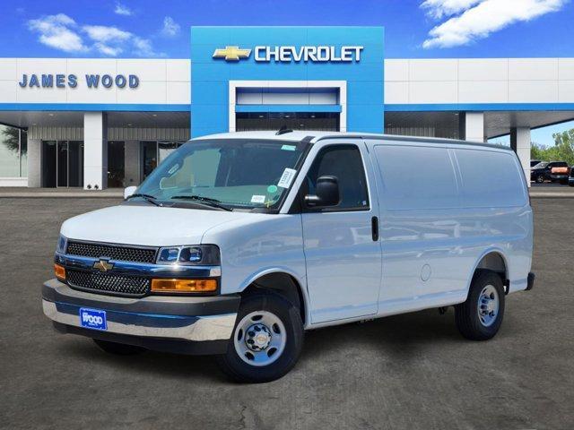 2026 CHEVROLET Express Cargo in Decatur, TX
