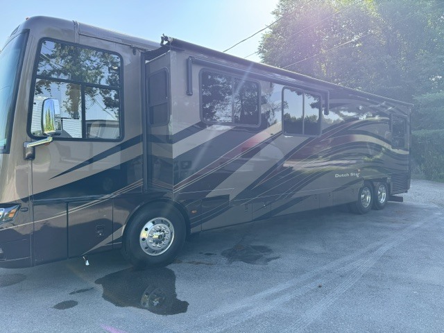 2013 Newmar DUTCH STAR 4344 in ballston spa NY