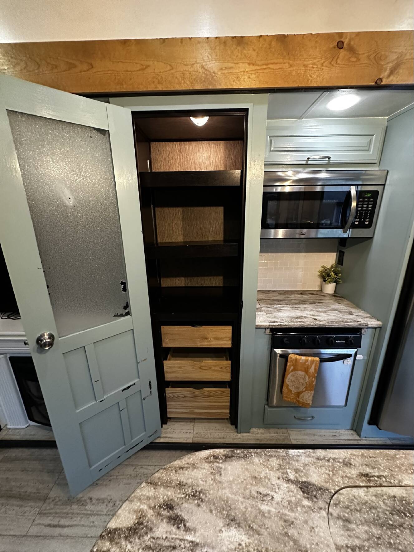 A photo of this 2016 Grand Design MOMENTUM 380TH