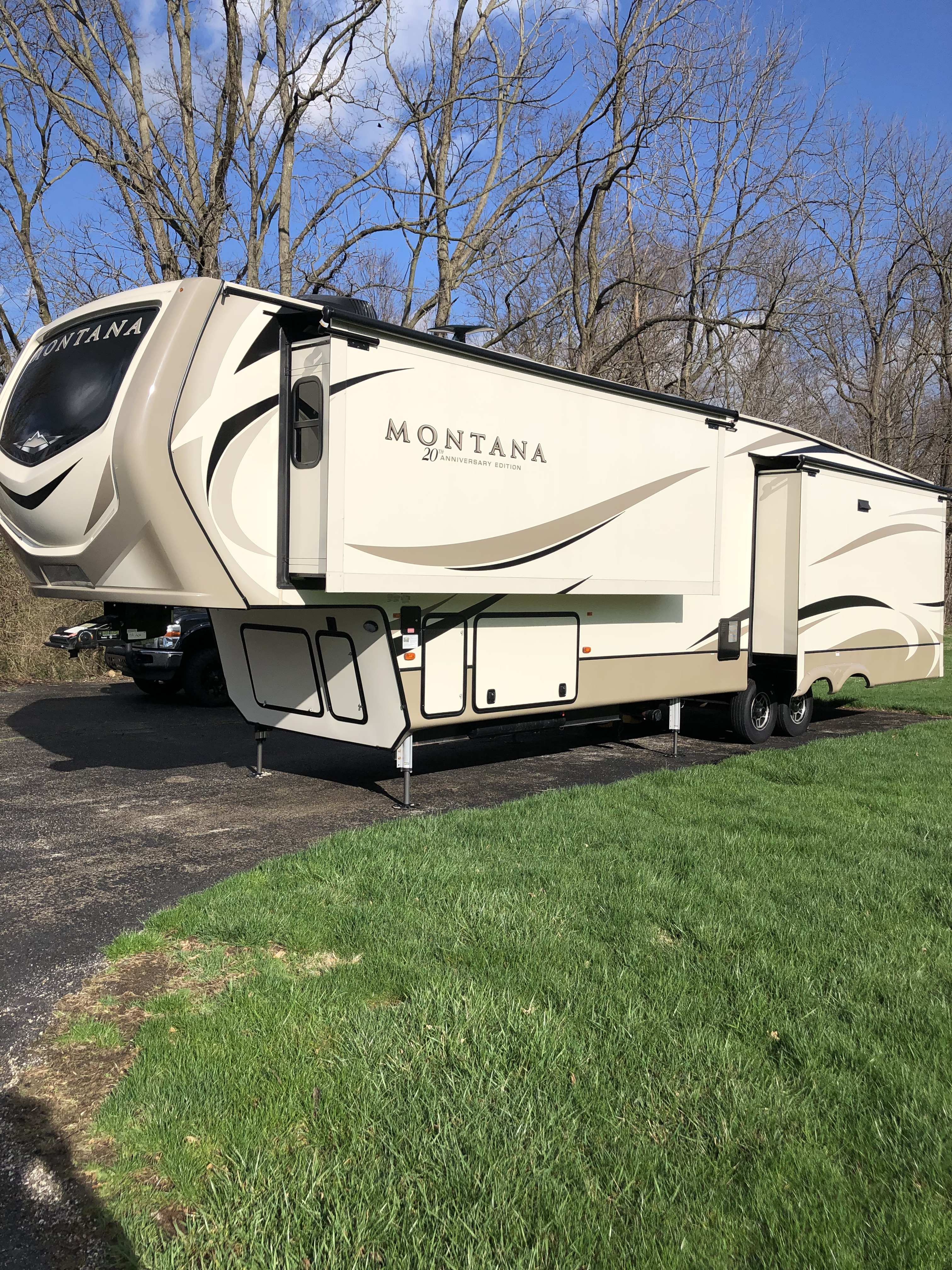 2019 Keystone MONTANA 3811MS in beavercreek OH