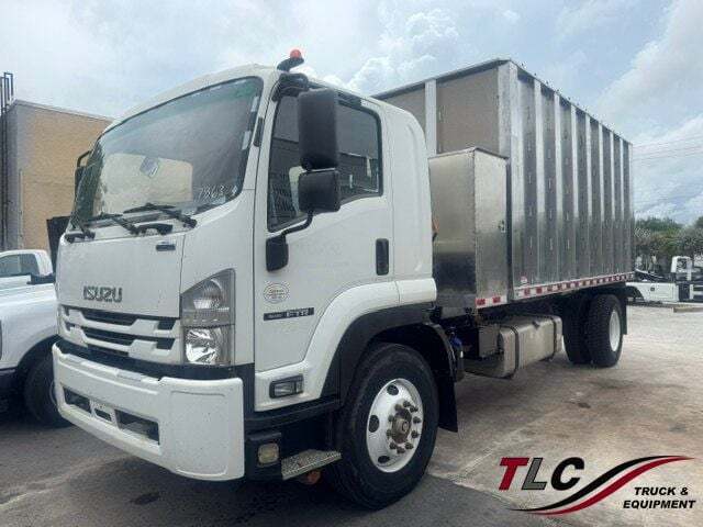 2018 ISUZU FTR in Pompano Beach, FL