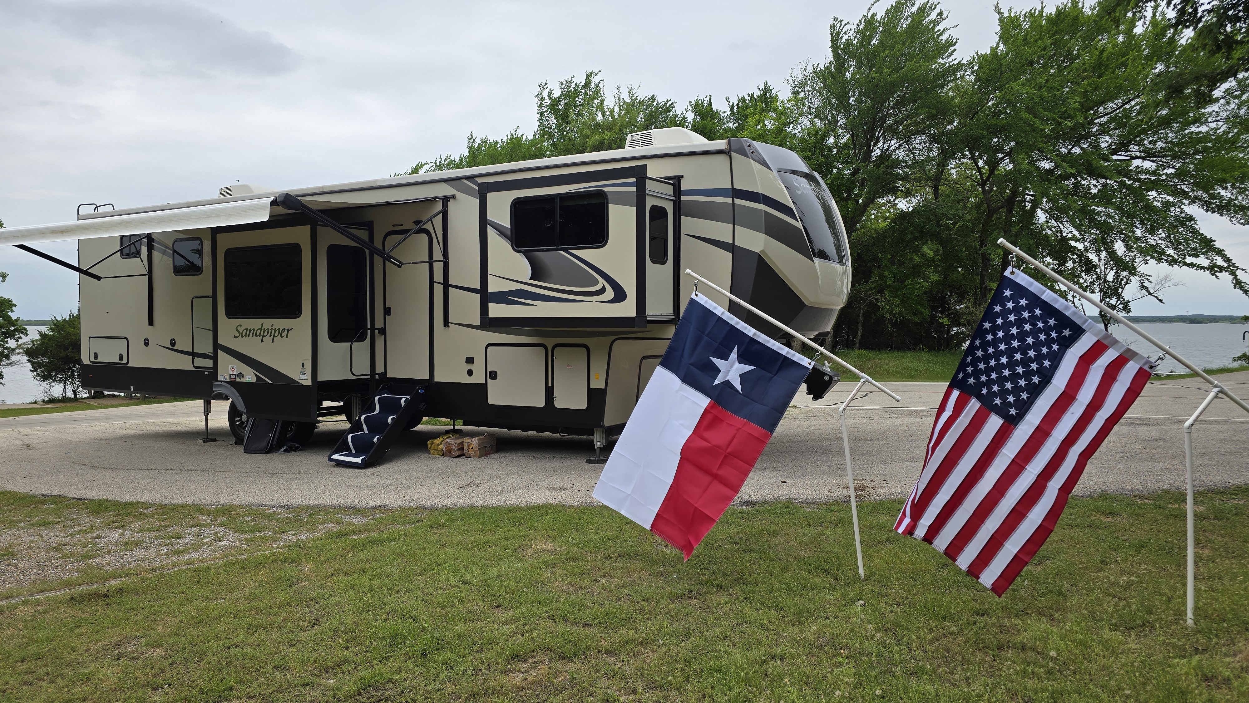 2021 Forest River SANDPIPER 391FLRB in little elm texas TX