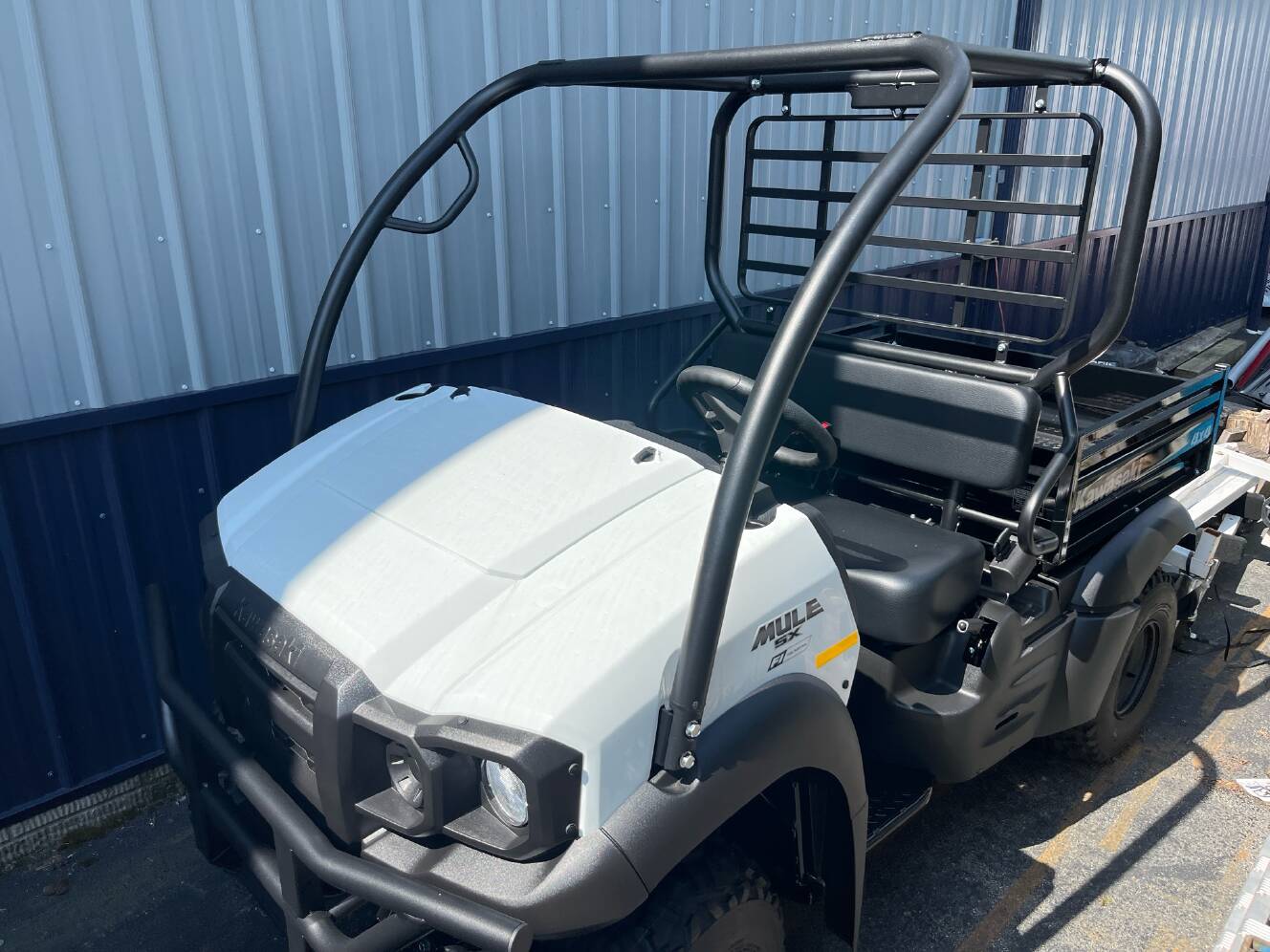 A photo of this 2027 Kawasaki MULE SX™ 4x4