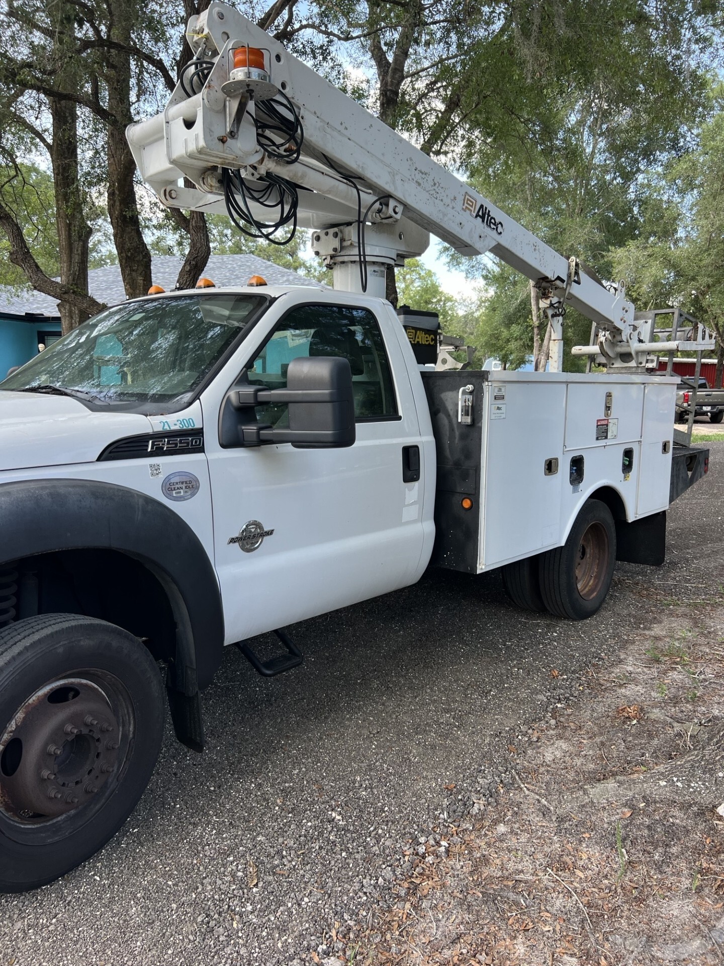 2011 FORD Ford in Brooksville, FL