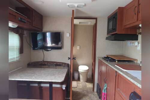 2015 Palomino CANYON CAT 18FBC in fairfield OH