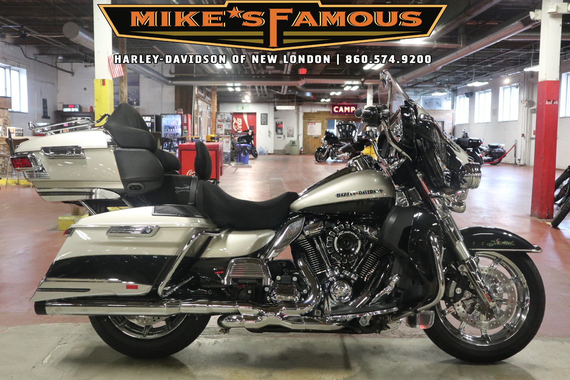 2018 Harley-Davidson Ultra Limited ULTRA LIMITED in New London, CT