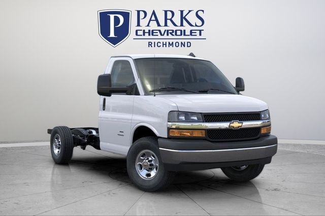 2025 CHEVROLET Express 3500 in Kernersville, NC