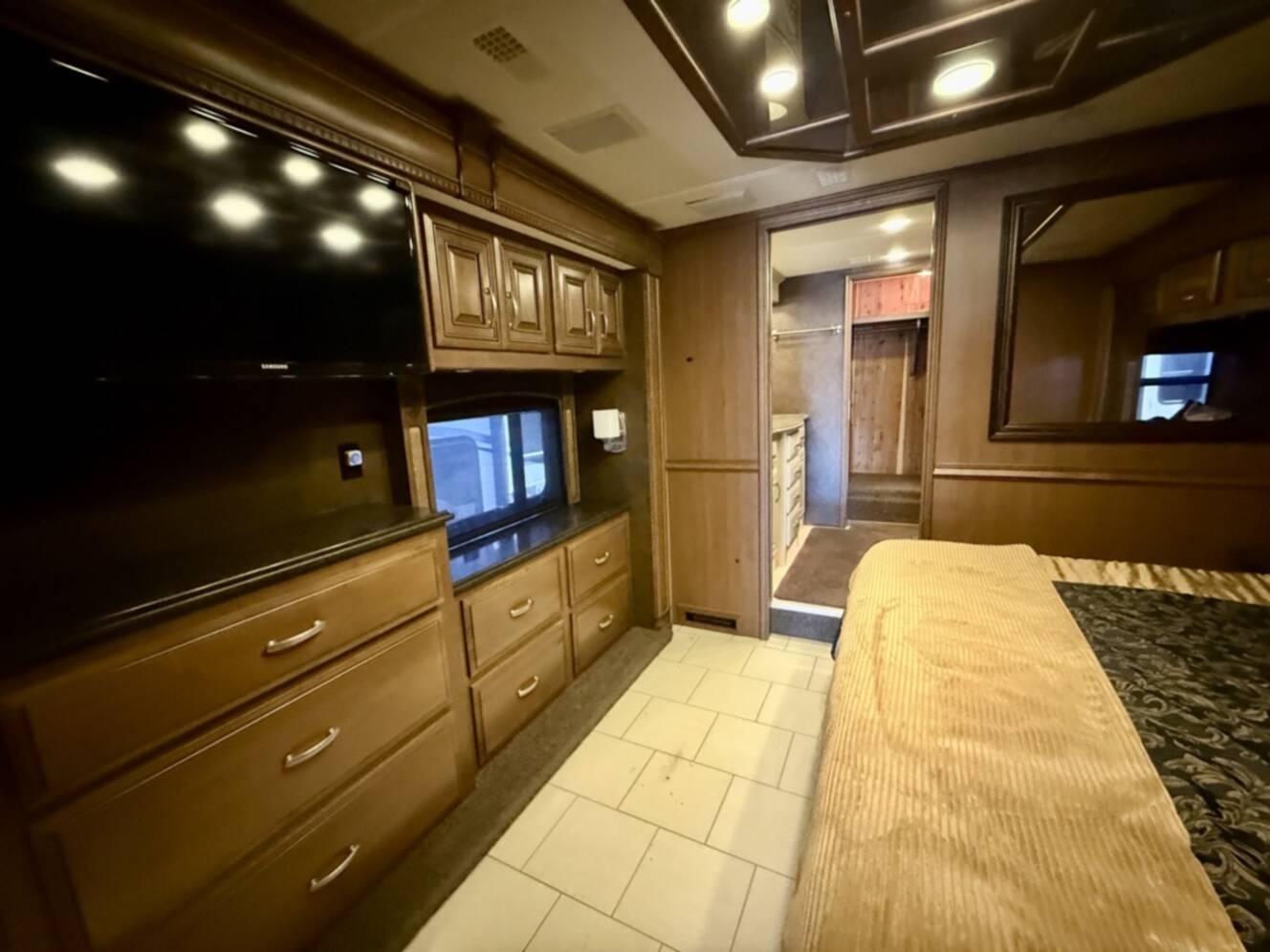 A photo of this 2013 Entegra Coach CORNERSTONE 45K