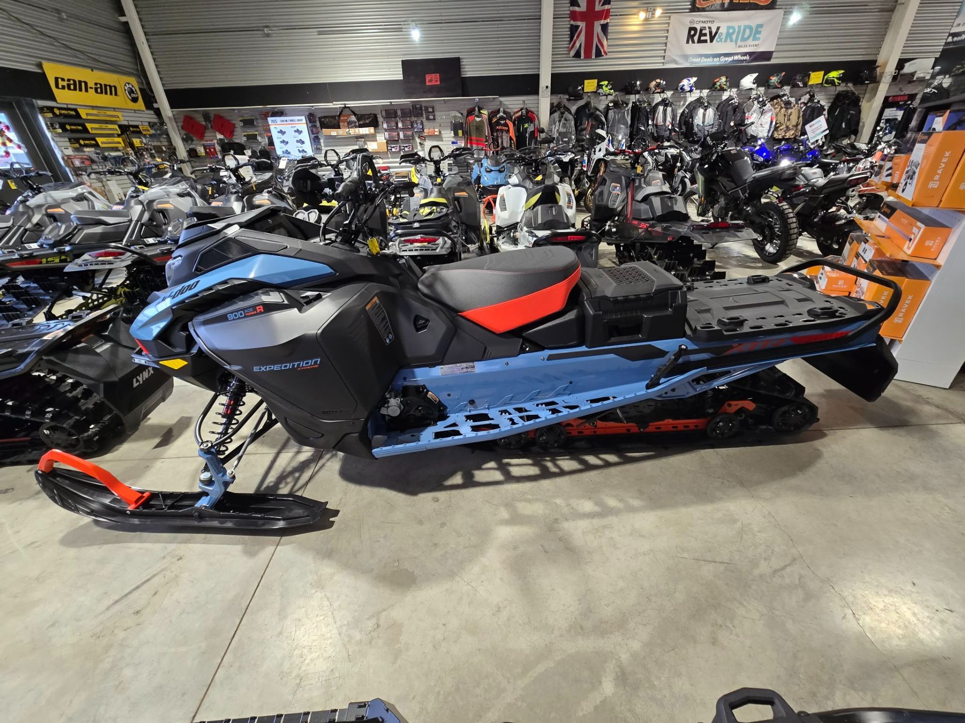 2026 Ski-Doo Expedition Xtreme 900 ACE Turbo R ES Cobra WT 1.8 in rapid city SD