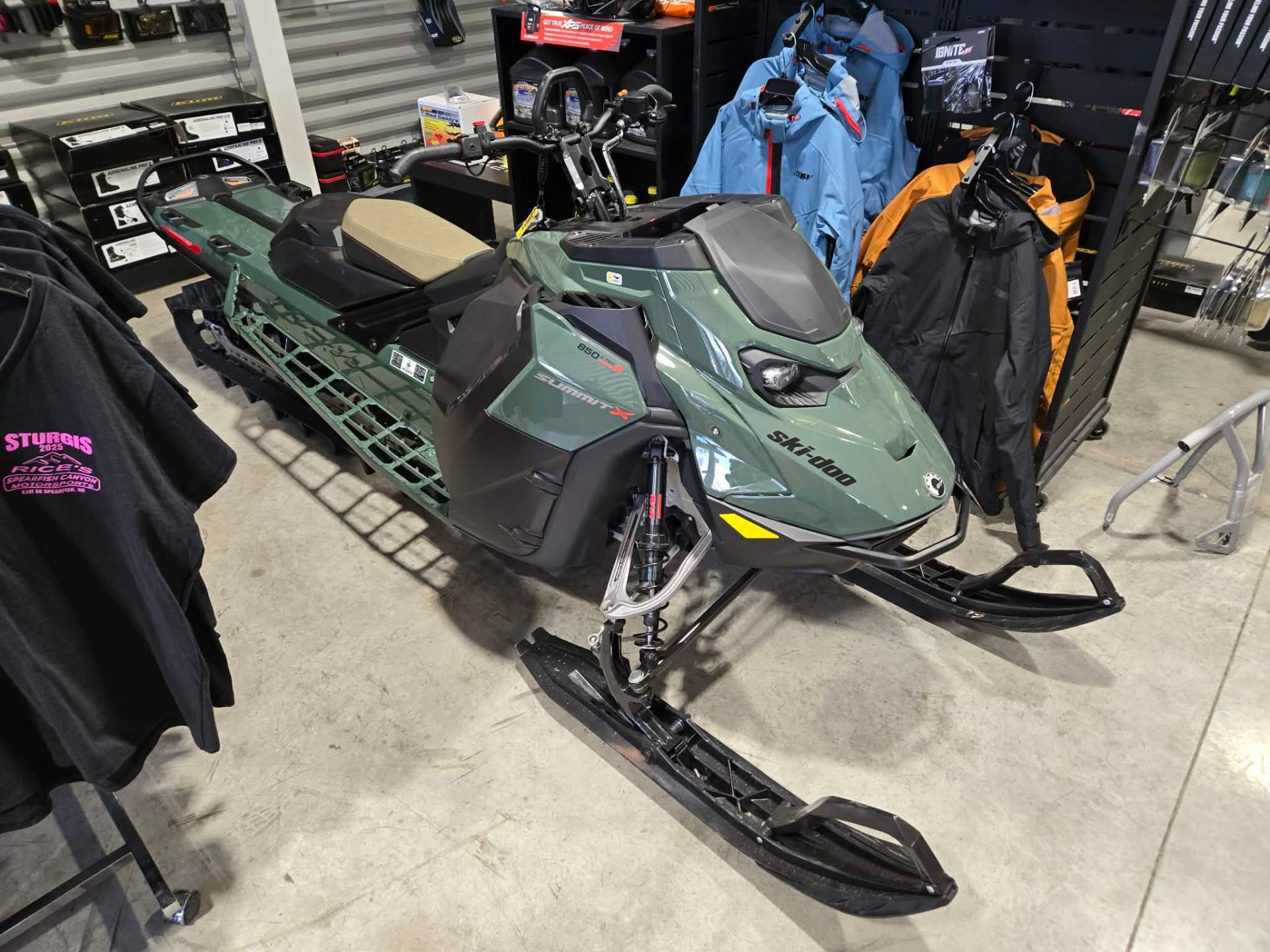 Green Snowmobile For Sale in Montana - Snowmobile Trader