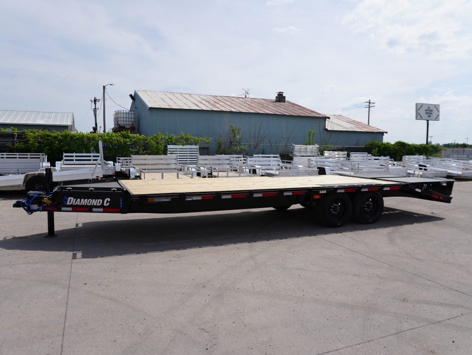 2026 Diamond C Trailers DEC210 24ft in East Bethel, MN