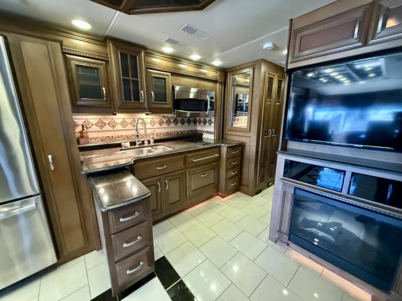 A photo of this 2013 Entegra Coach CORNERSTONE 45K