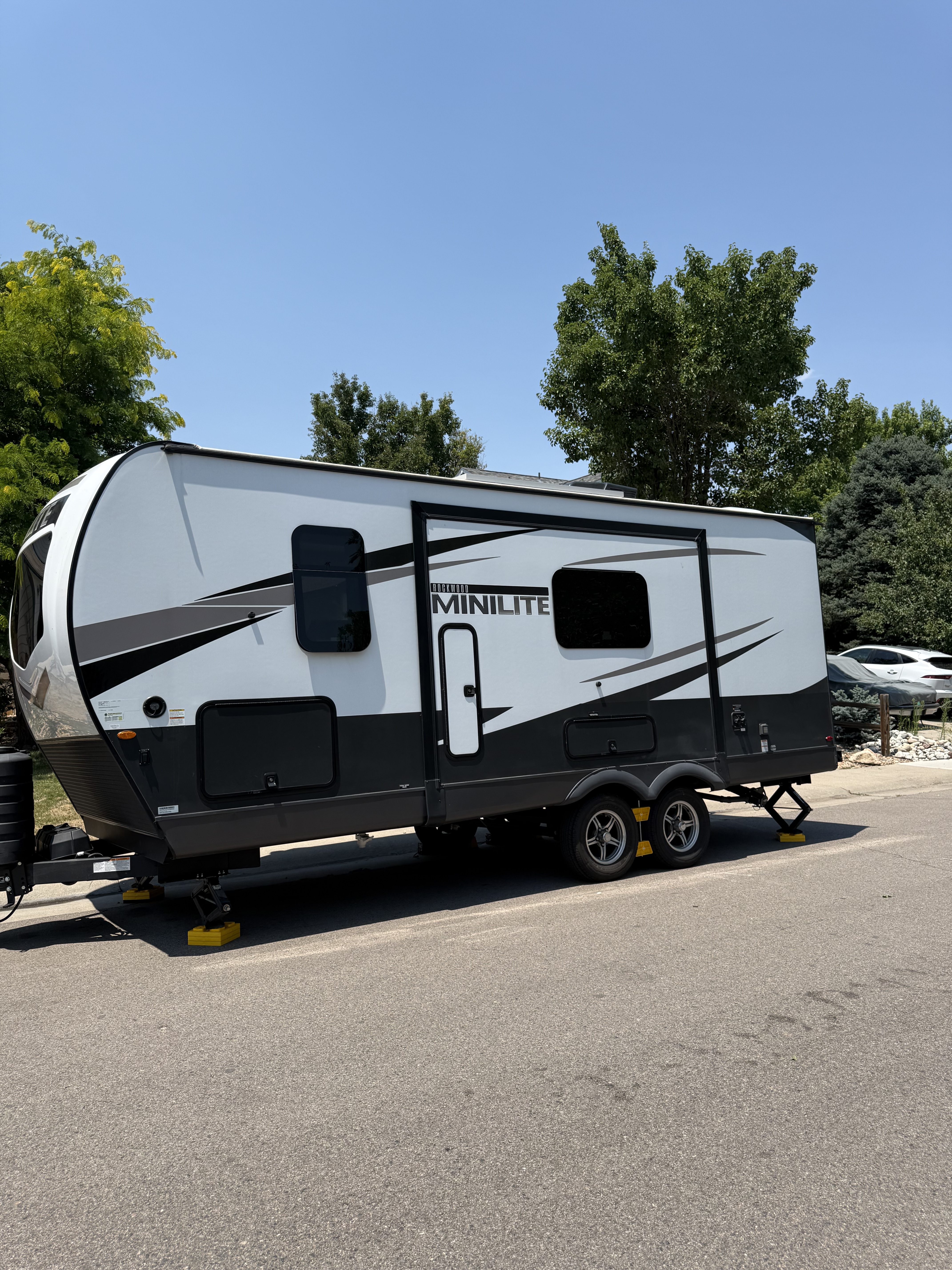 2025 Forest River ROCKWOOD MINI LITE 2214S RV