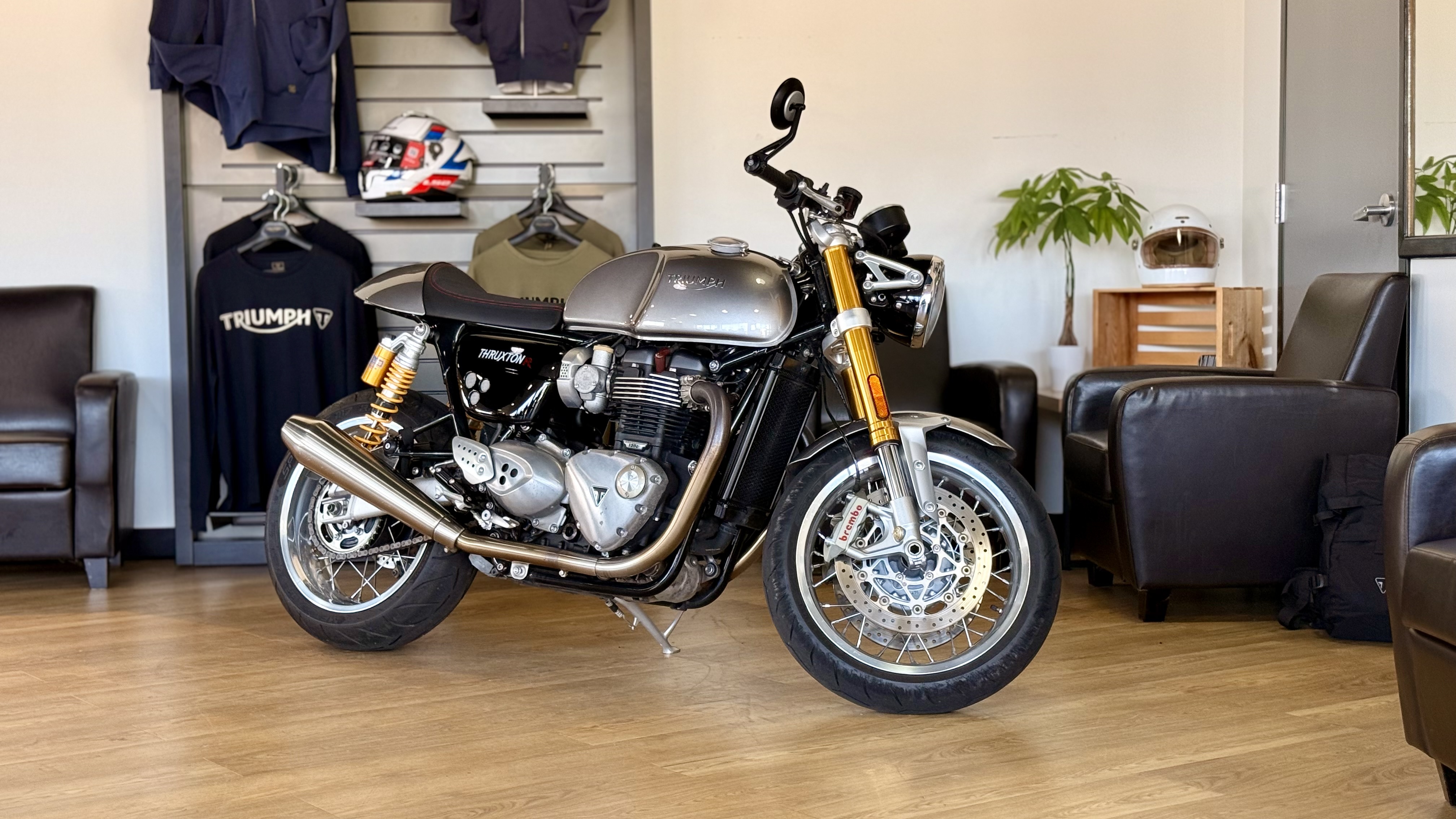 2016 Triumph Thruxton R in Cleveland, OH