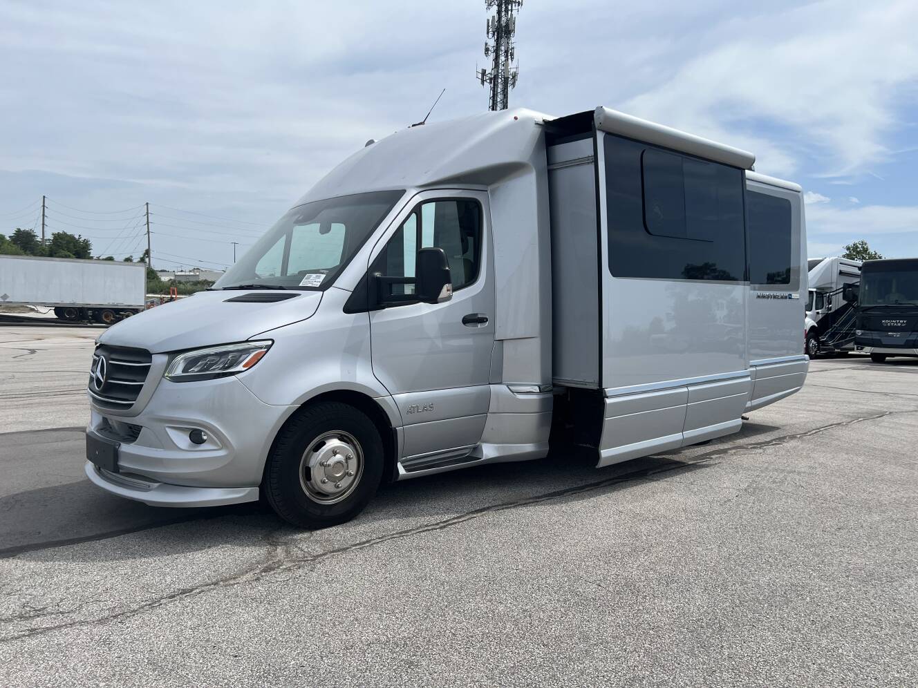 A photo of this 2023 Airstream Atlas Tommy Bahama E1