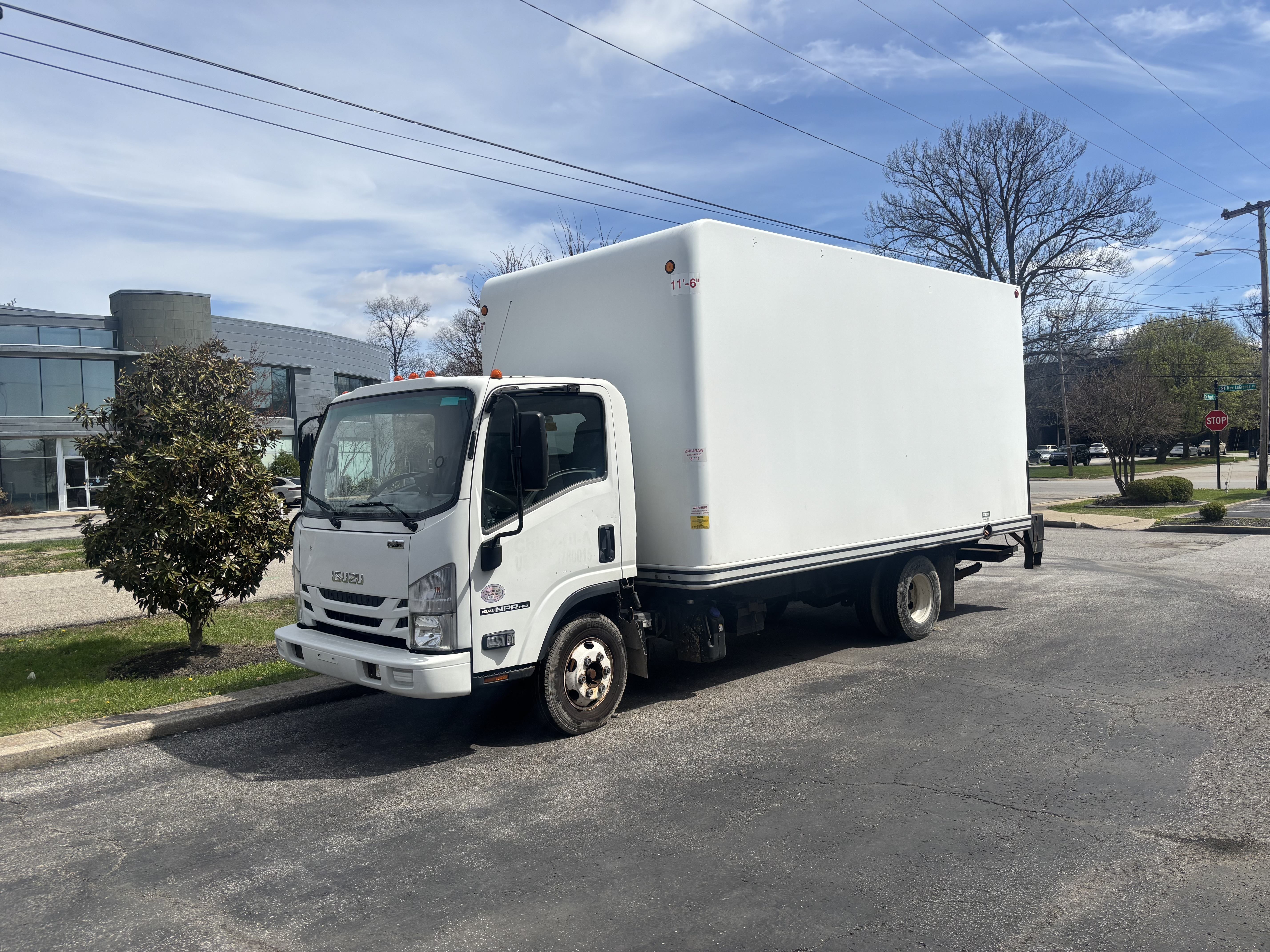 2019 ISUZU Npr Hd in Louisville, KY