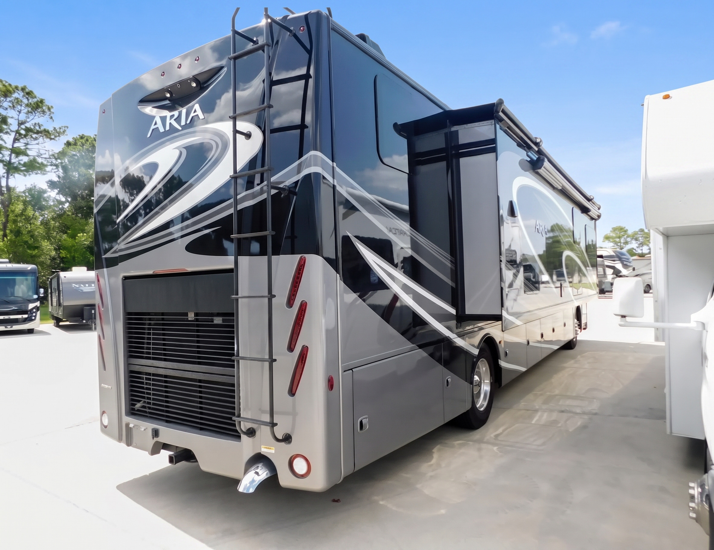 2022 Thor Motor Coach ARIA 3901 in atascocita TX