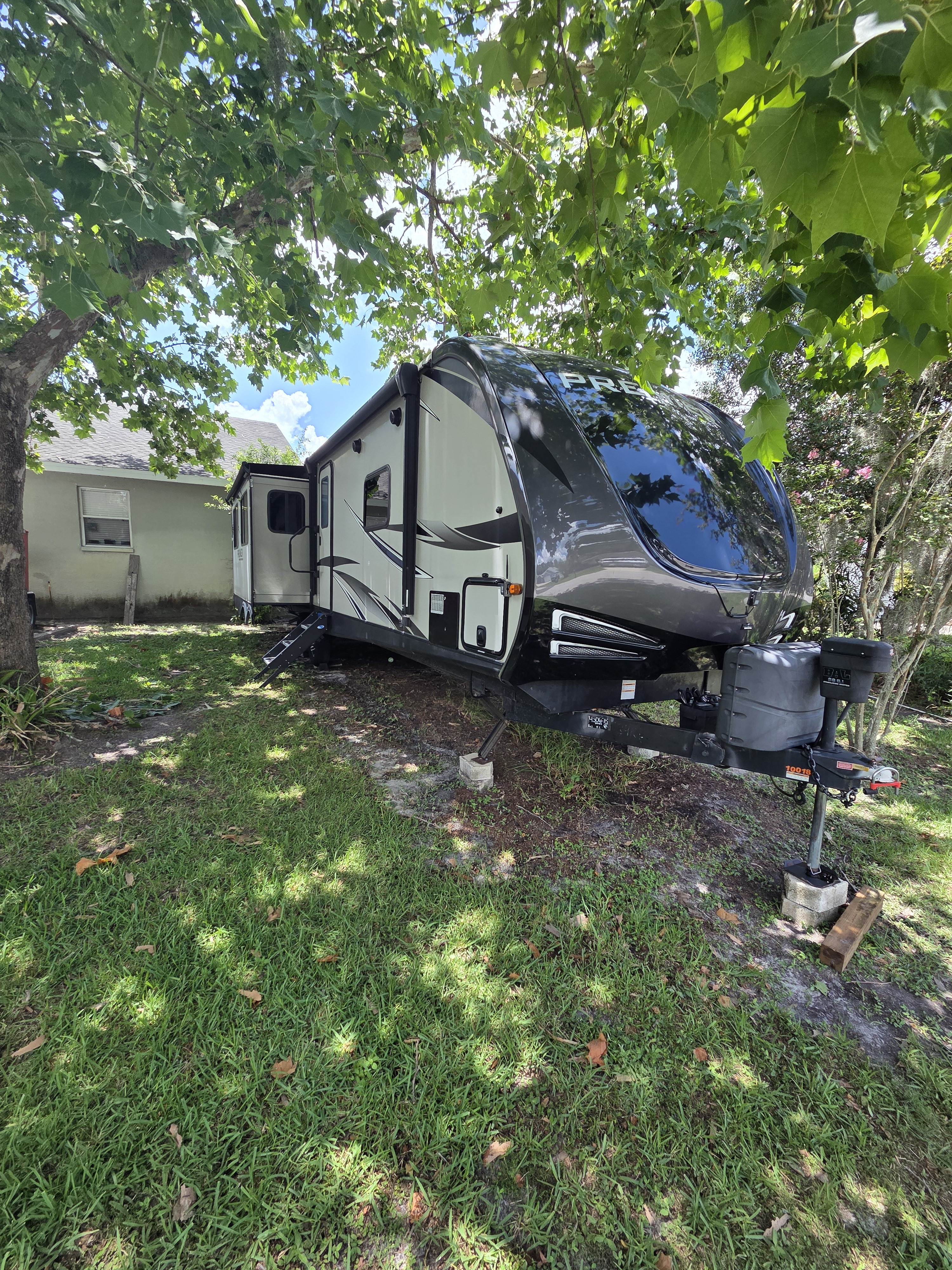 2020 Keystone PREMIER ULTRA LITE 34BHPR RV