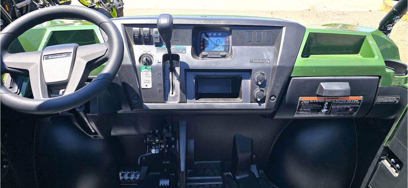 A photo of this 2026 Kawasaki MULE PRO-FXT™ 820 EPS
