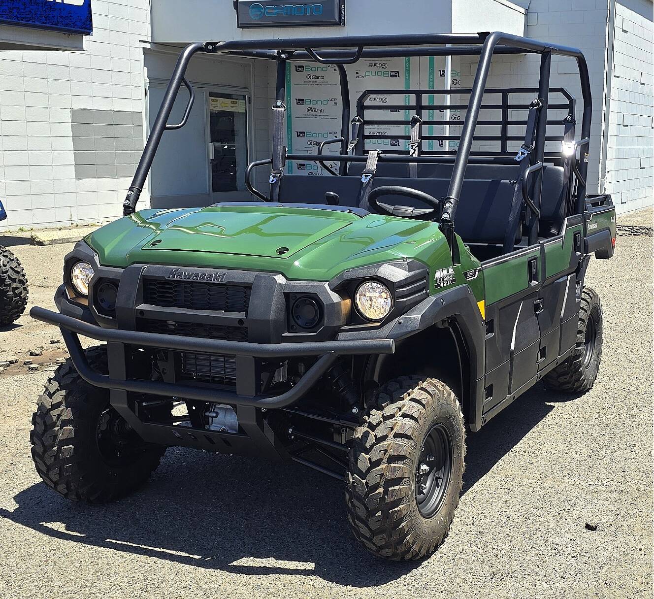 A photo of this 2026 Kawasaki MULE PRO-FXT™ 820 EPS