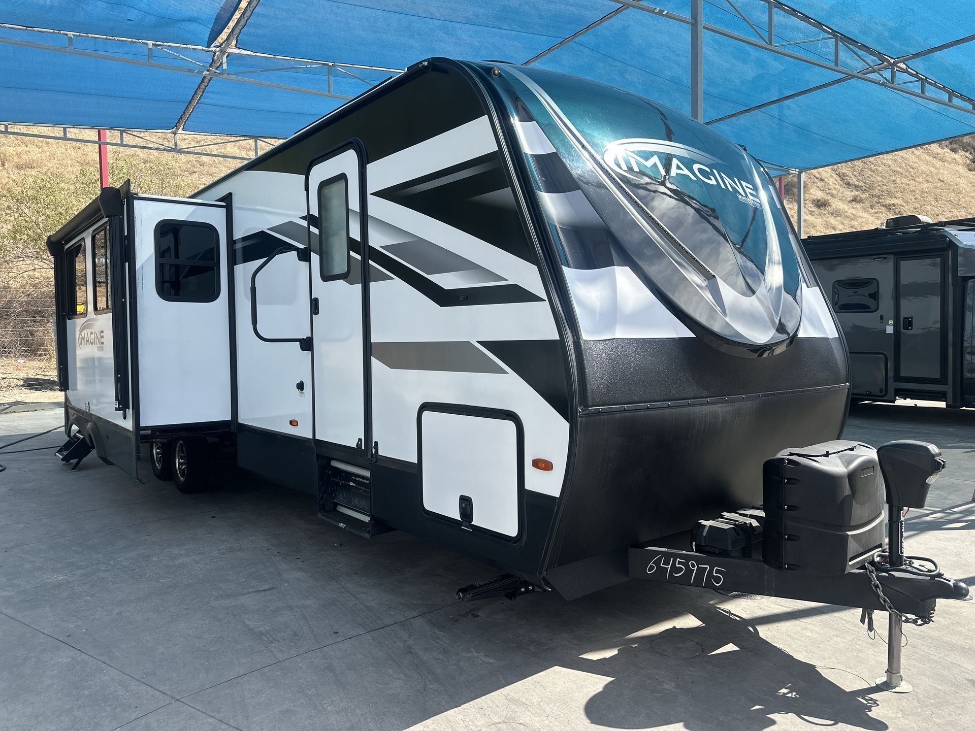 2023 Grand Design IMAGINE 3210BH in colton CA