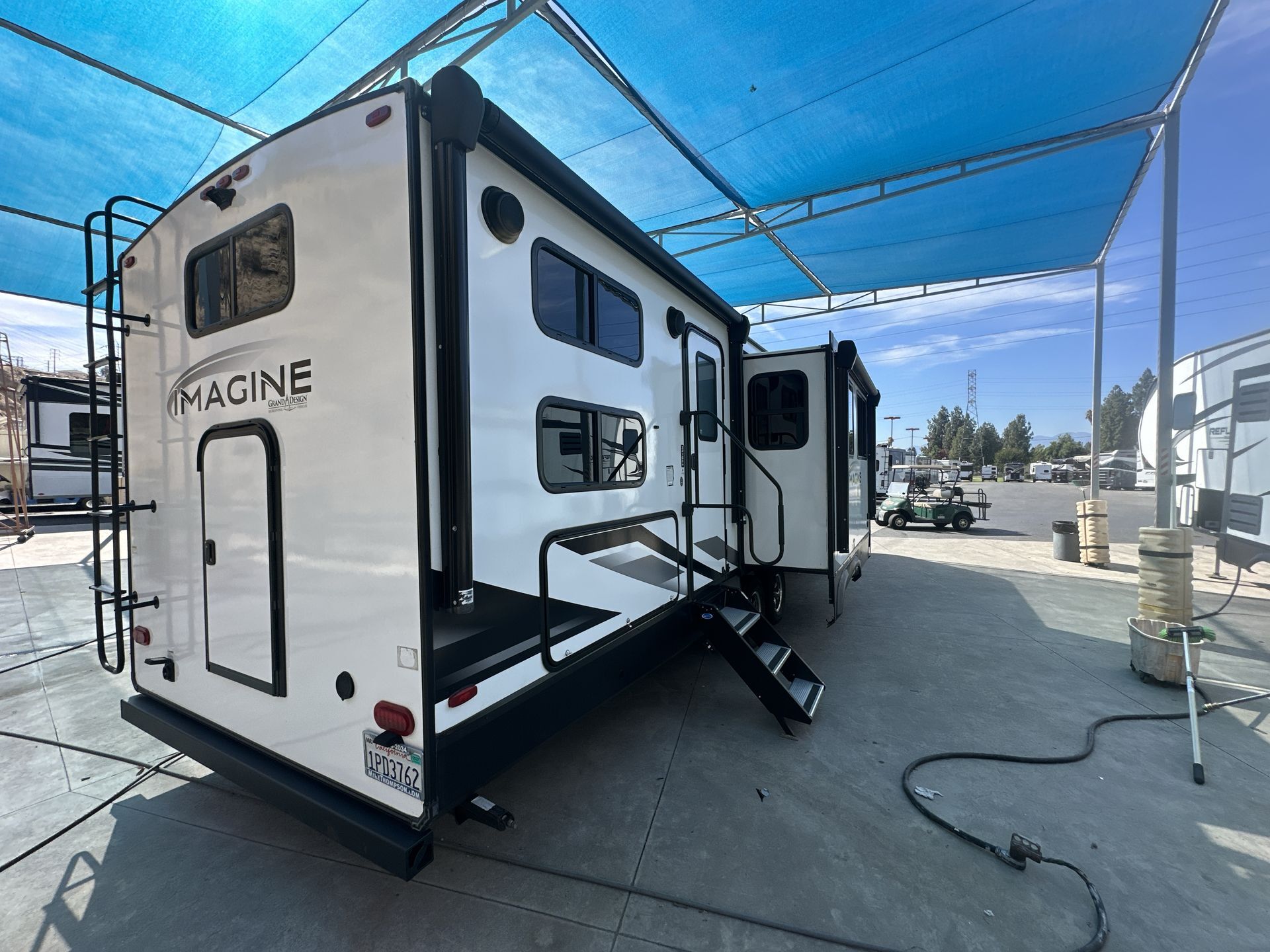 2023 Grand Design IMAGINE 3210BH in colton CA