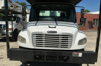 2011 FREIGHTLINER BUSINESS CLASS M2 106 in Marietta, GA