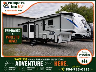 2021 FOREST RIVER CHEROKEE ARCTIC WOLF 3550 SUITE