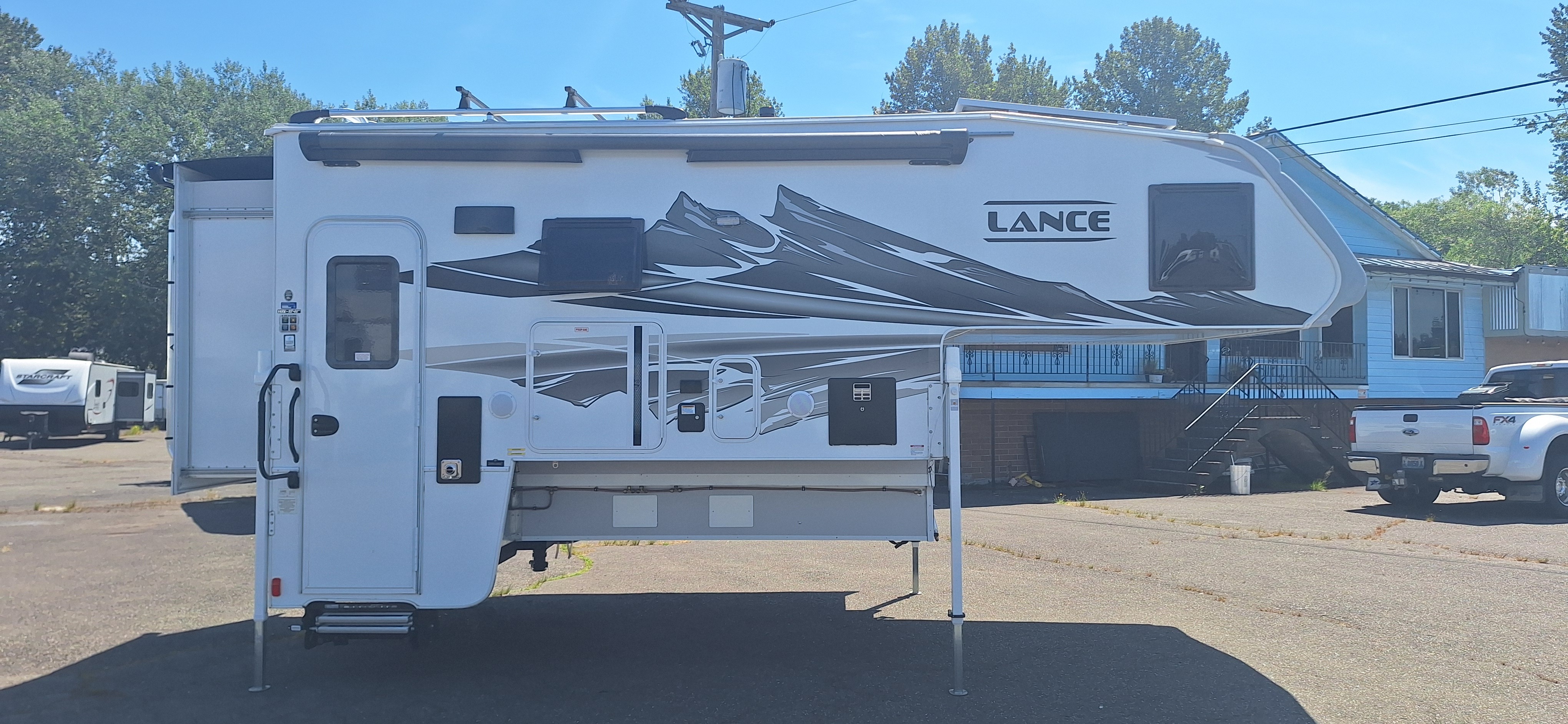 2022 Lance LANCE 1172 RV