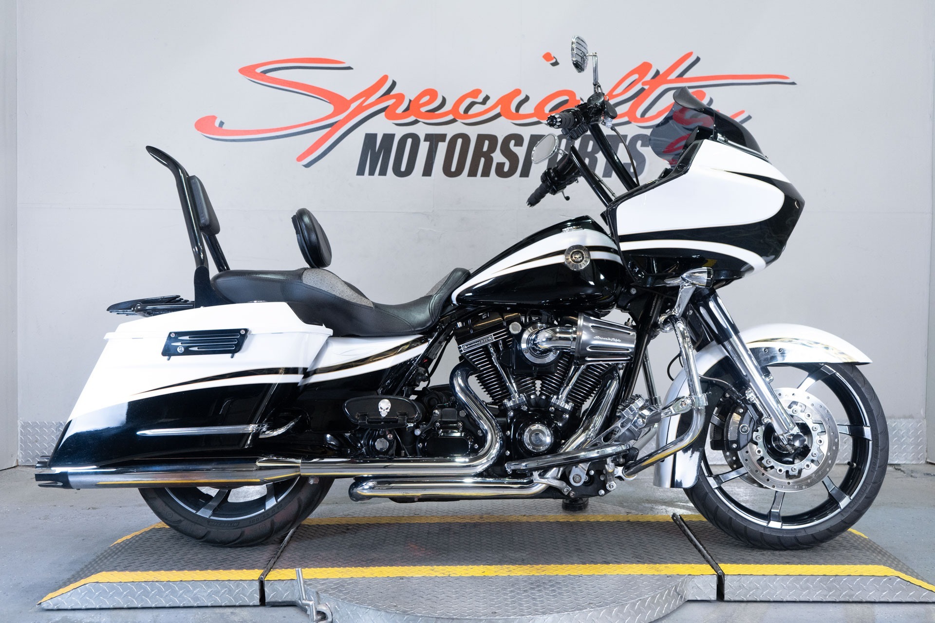 2012 Harley-Davidson Road Glide Cvo Custom Motorcycles For Sale