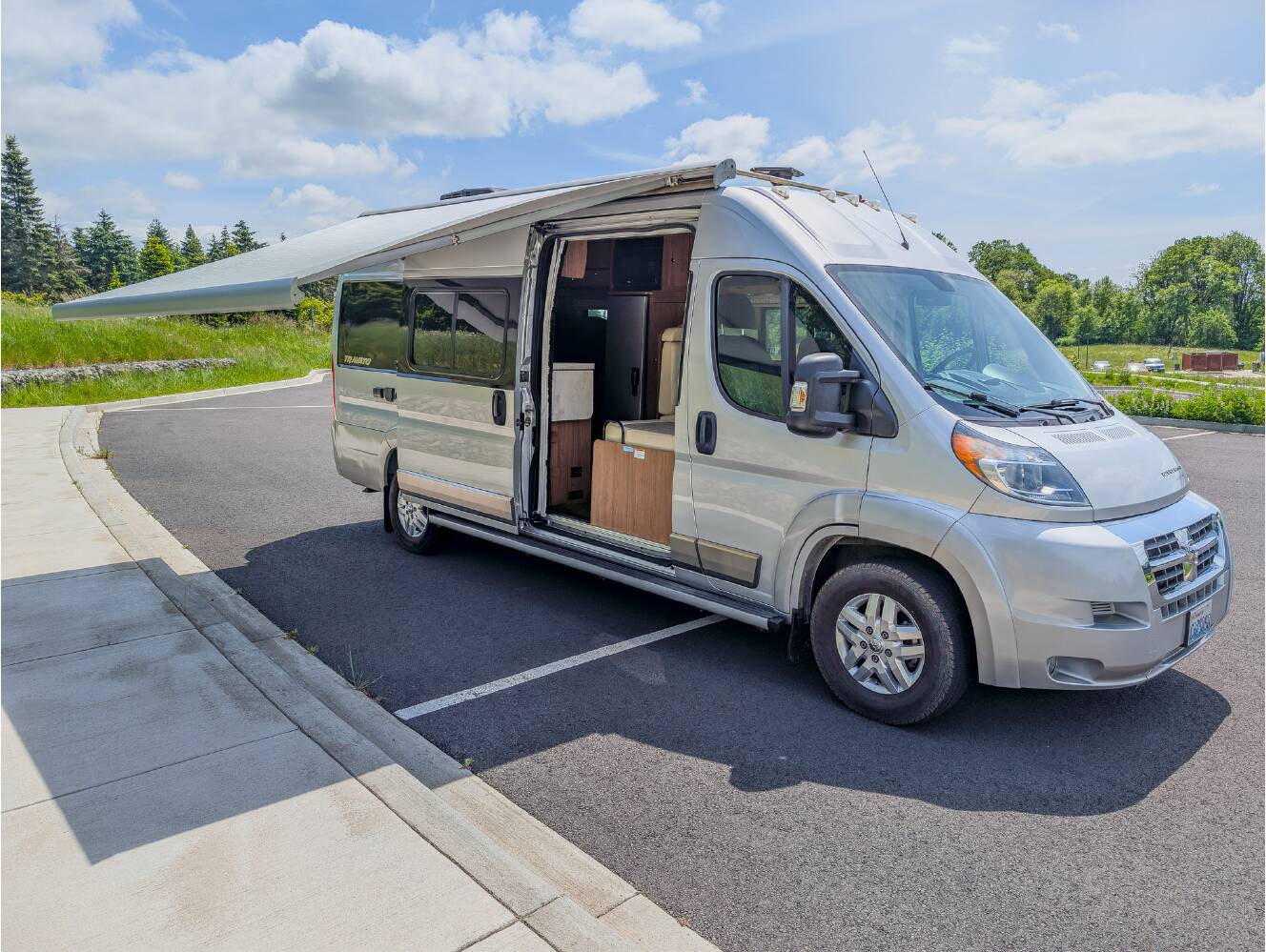 A photo of this 2017 Winnebago TRAVATO 59G