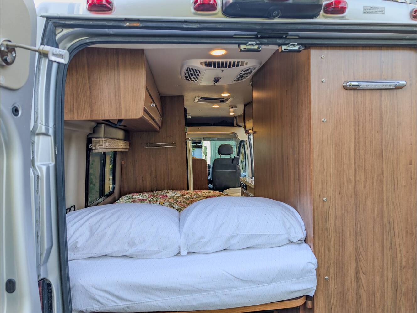 A photo of this 2017 Winnebago TRAVATO 59G