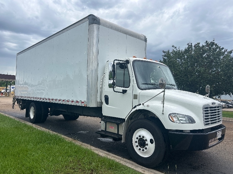 2021 FREIGHTLINER BUSINESS CLASS M2 106 in Richland, MS