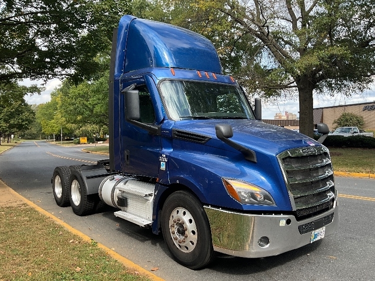 2021 FREIGHTLINER CASCADIA 126 in Reading, PA