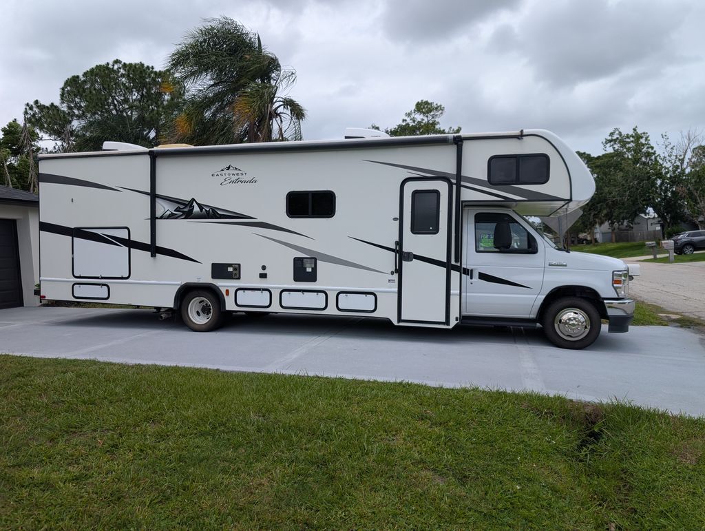 2023 East To West Entrada 29500K in palm bay FL