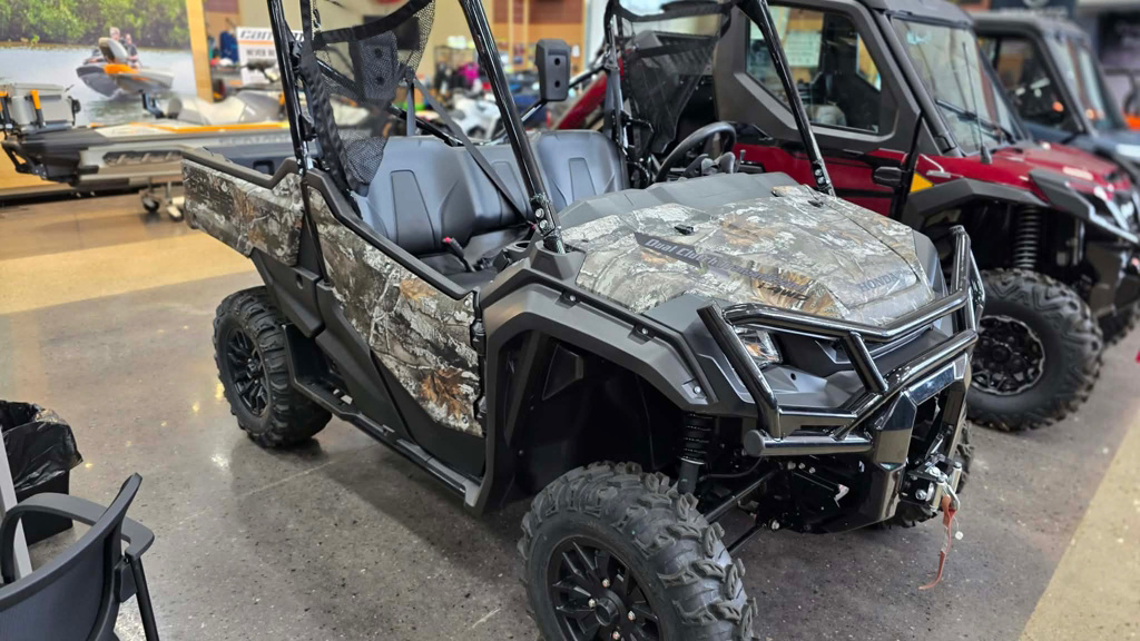 2025 Honda Pioneer 1000 Forest in deforest WI