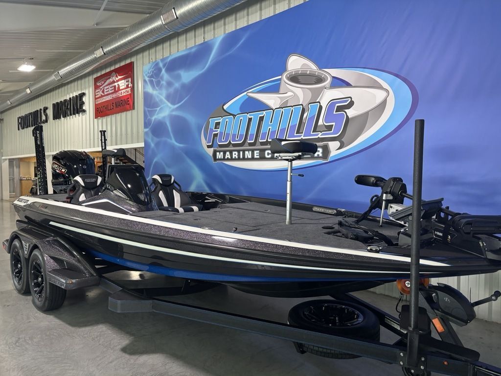 New 2026 Skeeter FXR20 Flex FXR21 Select Bass Boat For Sale in