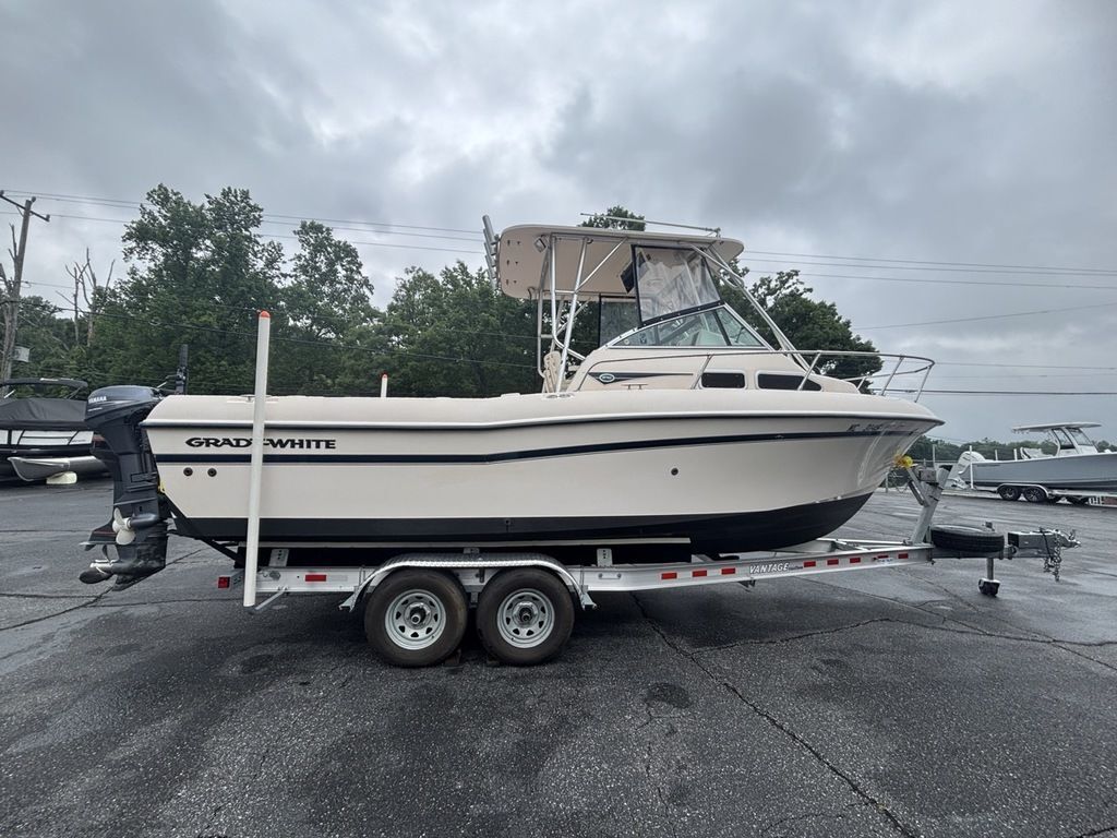 1999 Grady White 232 Gulfstream in morganton NC
