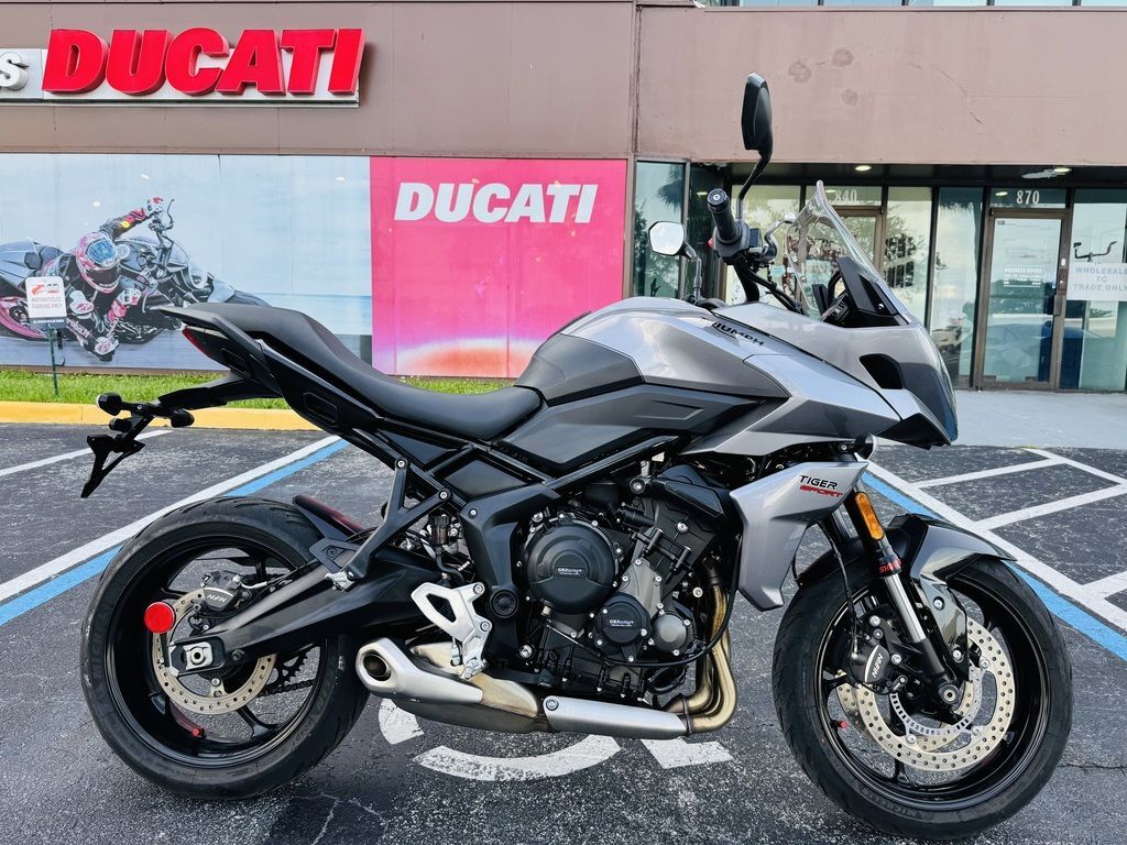2022 Triumph Tiger Sport 660 Graphite/Sapphire Black 660 in Miami, FL
