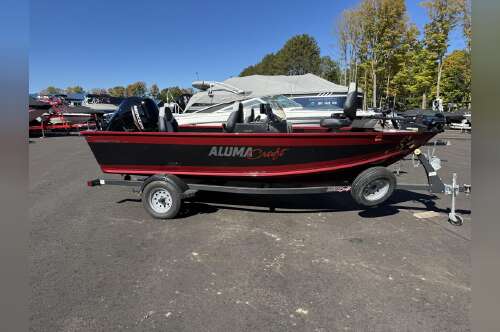 2023 Alumacraft Competitor 165 CS in three lakes WI