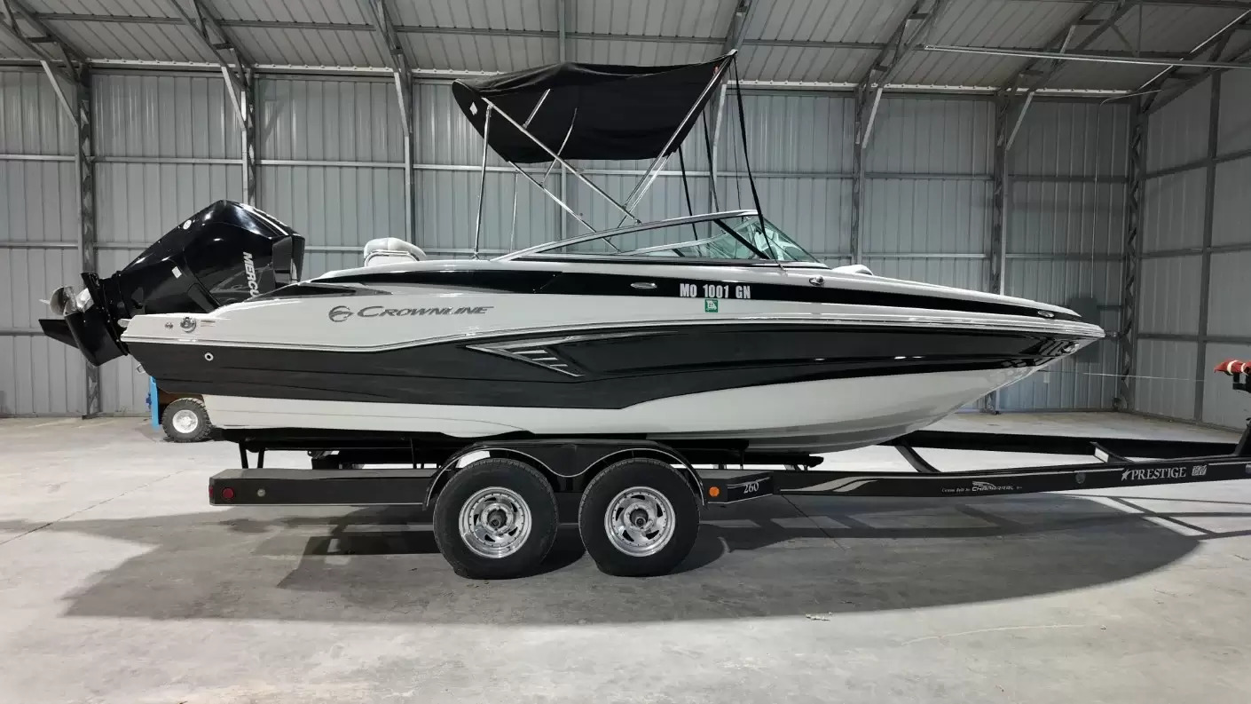 2021 Crownline E215XS E6 in kimberling city MO
