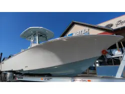 2027 Tidewater 2500 Carolina Bay