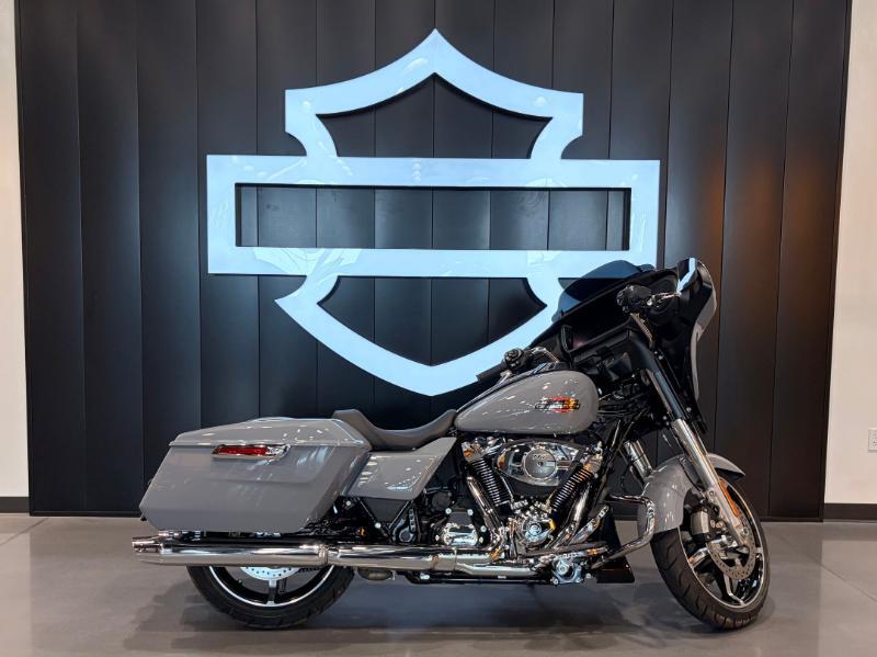 2026 Harley-Davidson STREET GLIDE in Appleton, WI
