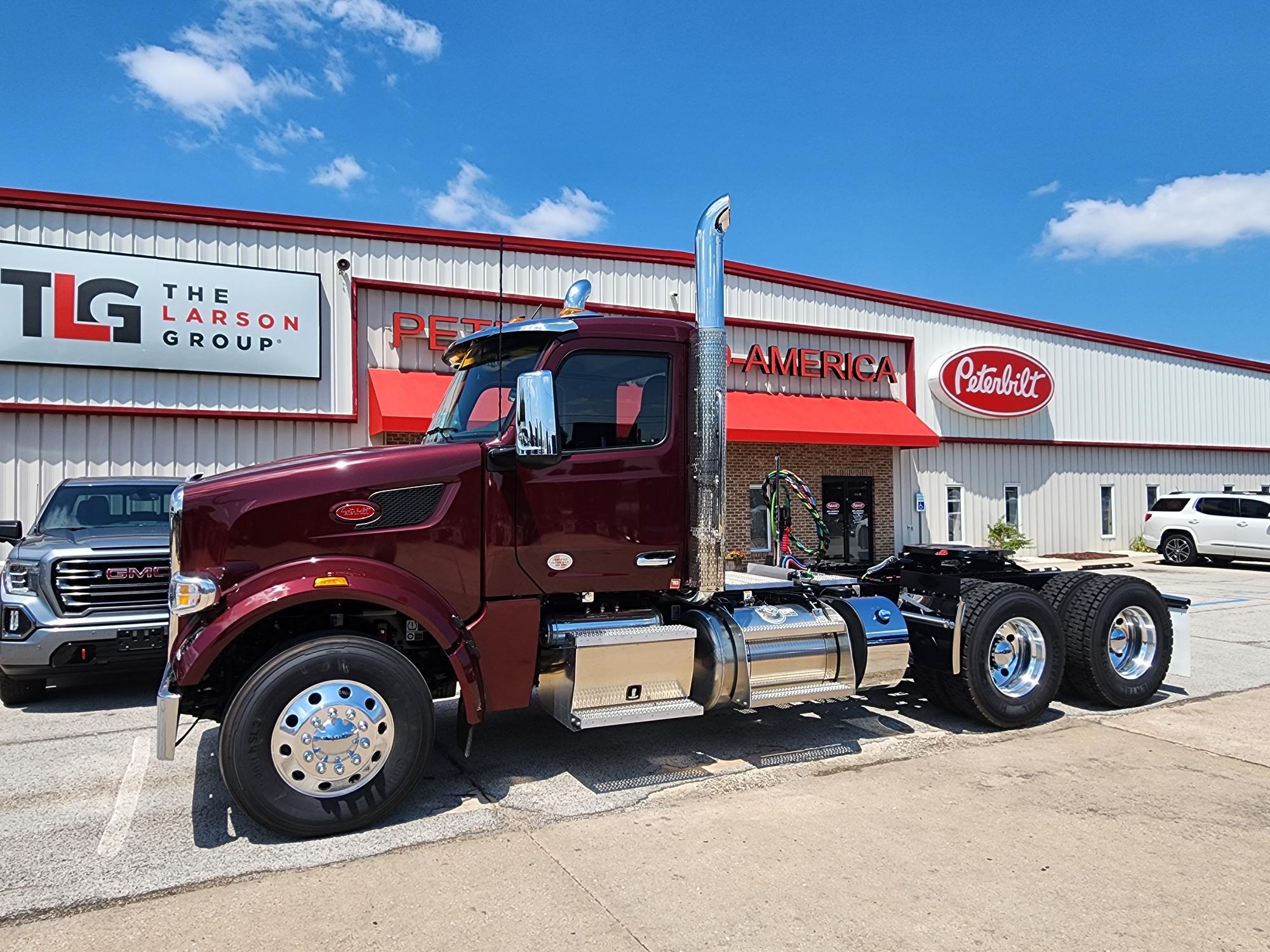 2027 PETERBILT 567 in O Fallon, MO