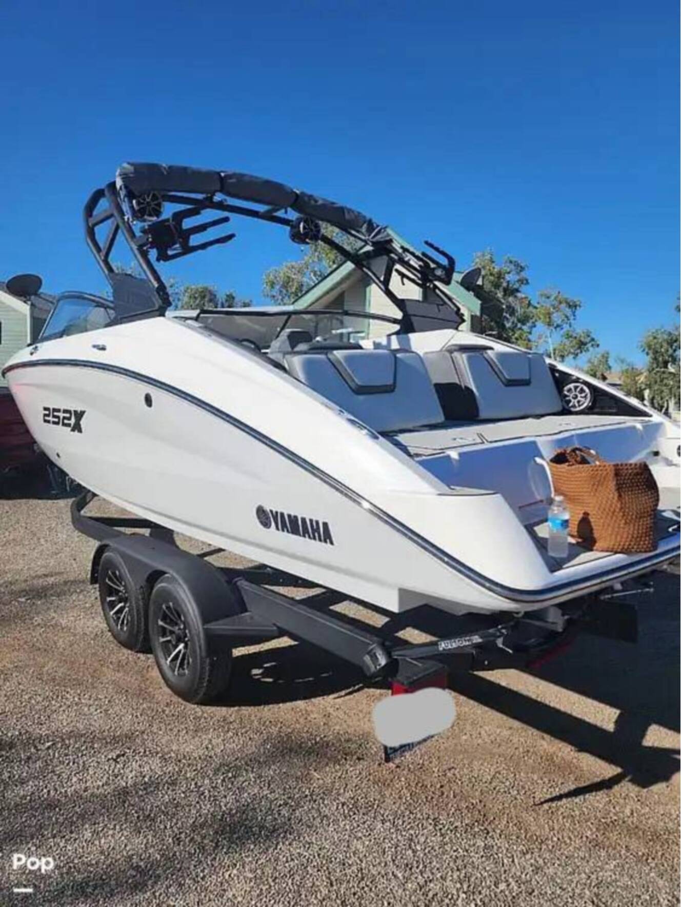 A photo of this 2023 Yamaha 252XE
