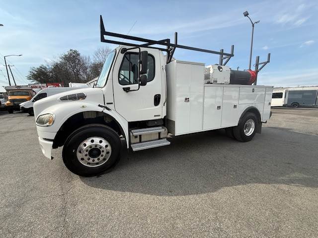 2010 Freightliner M2 106 in Elkton, MD