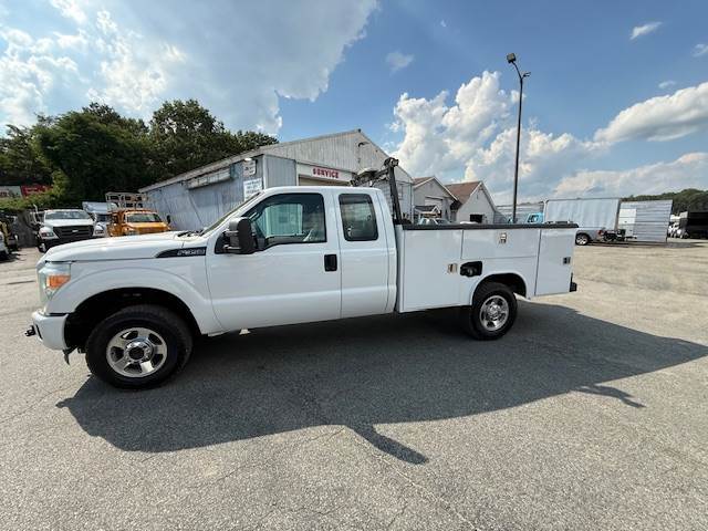 2011 Ford F-350 in Elkton, MD