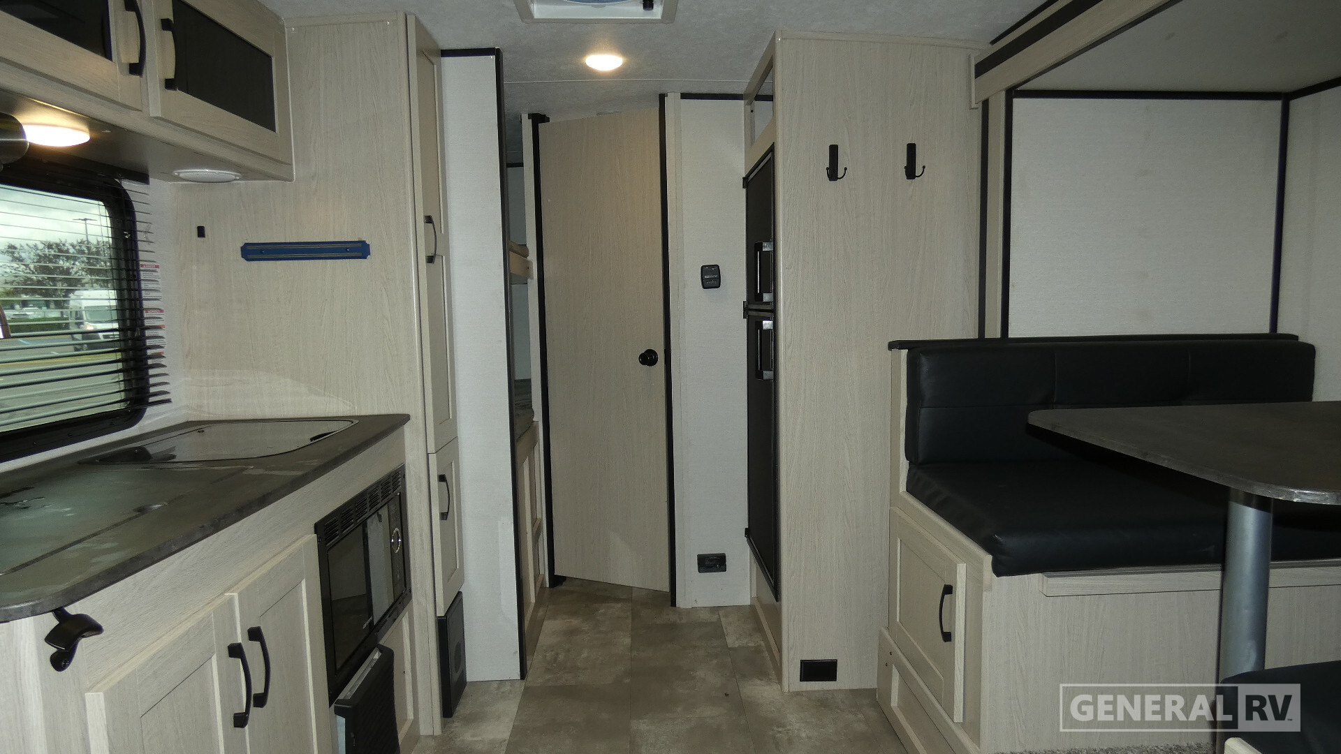 2022 Coachmen APEX NANO 194BHS in clarkston MI