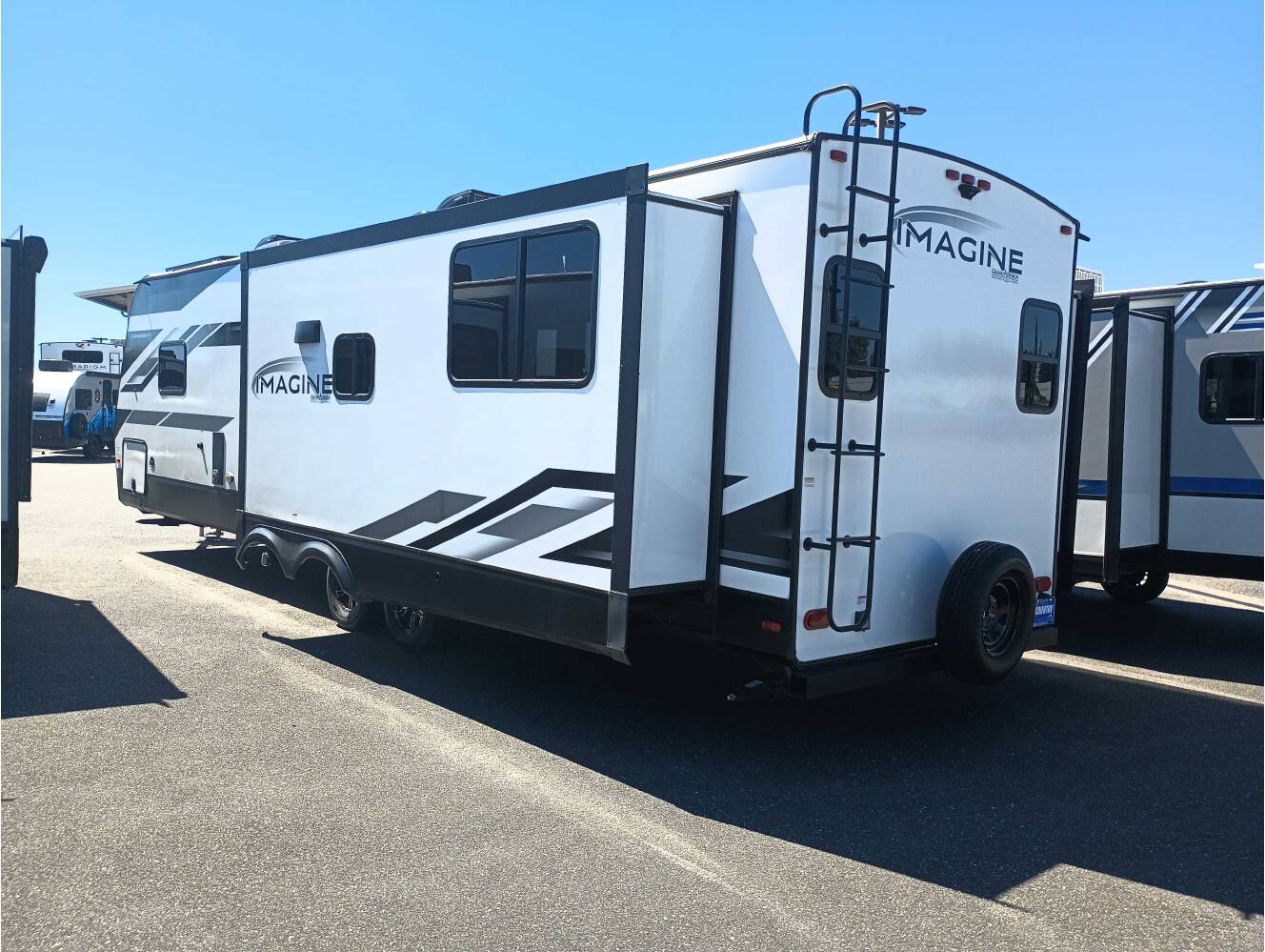A photo of this 2022 Grand Design Imagine 3100RD