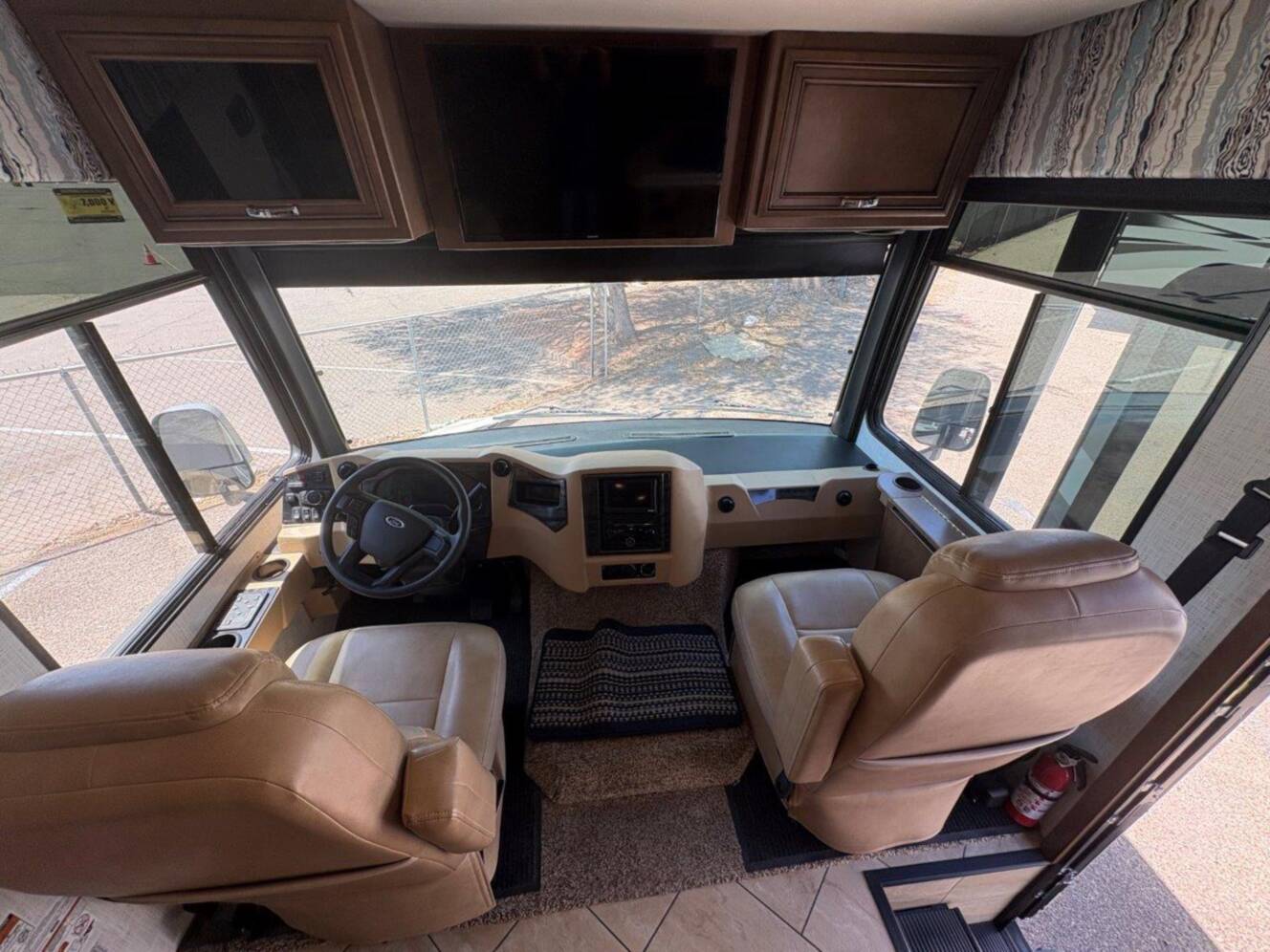 A photo of this 2021 Newmar Bay Star 3401